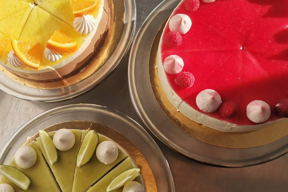 Cakes