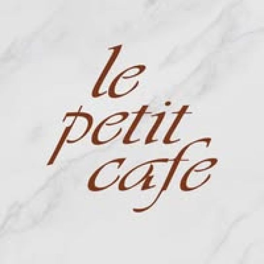 Le Petit Cafe
