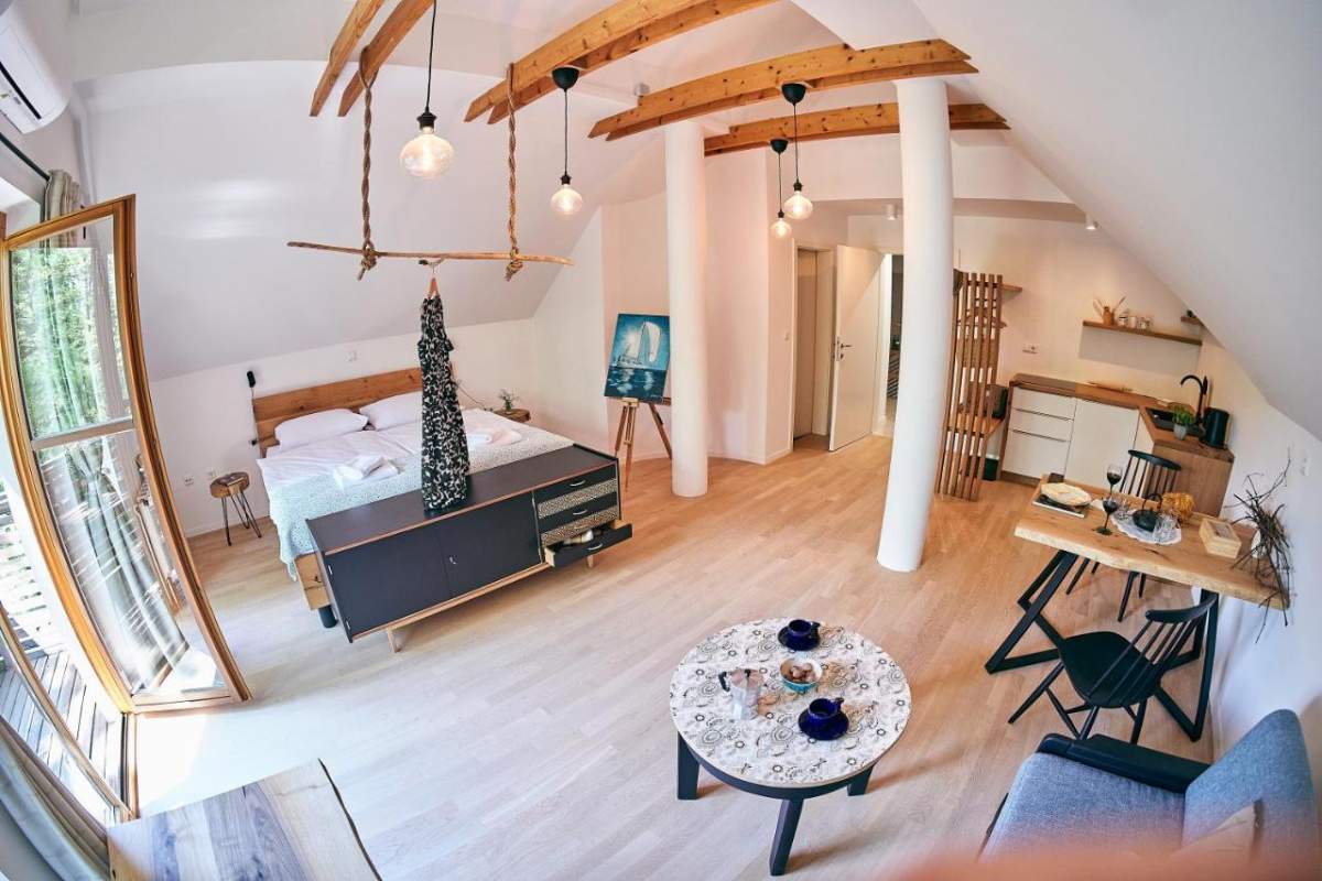 River House Radolca