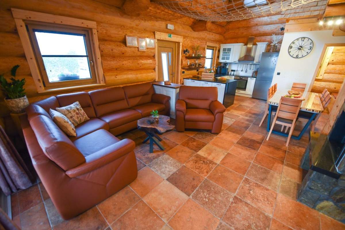 







Luxury Log House

