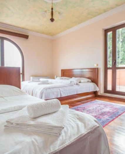 Book a stay by the sea