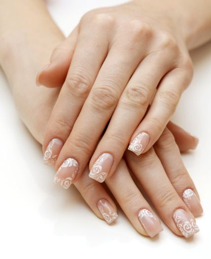 Romantic manicure