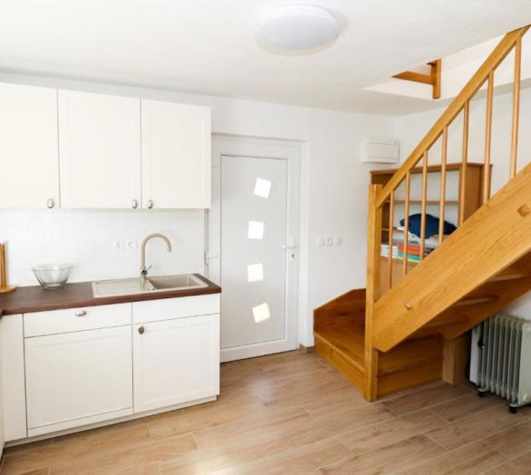 Family apartment on a farm Kranj