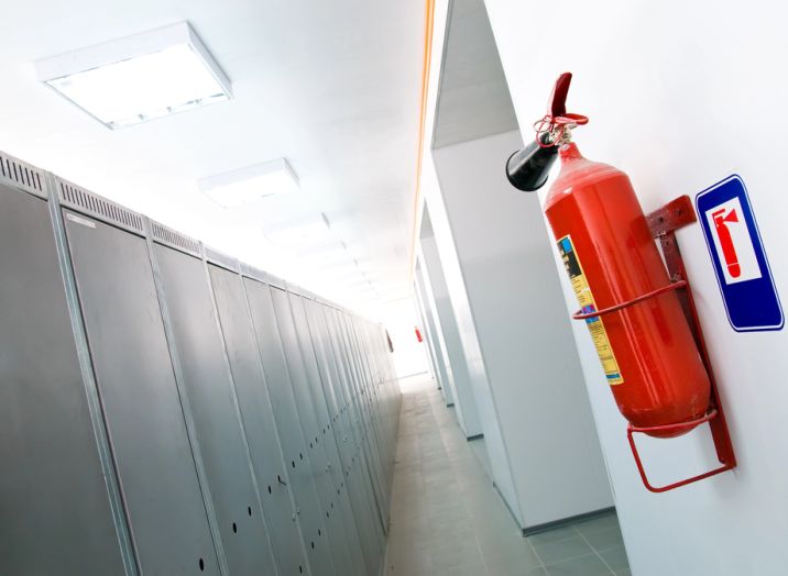 Professionelle Brandschutzmontage und Feuerlöscher Service