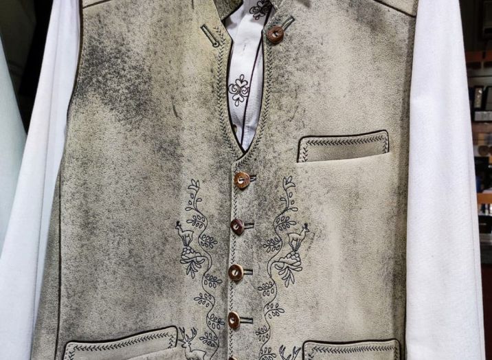 Besuch in den Haloz: Lederhandwerk mit Aussicht auf die Drava