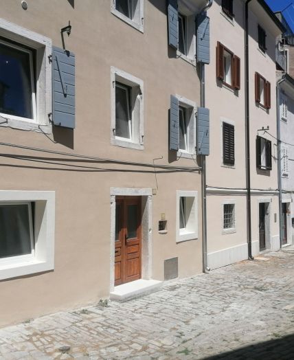Rent a studio in Piran