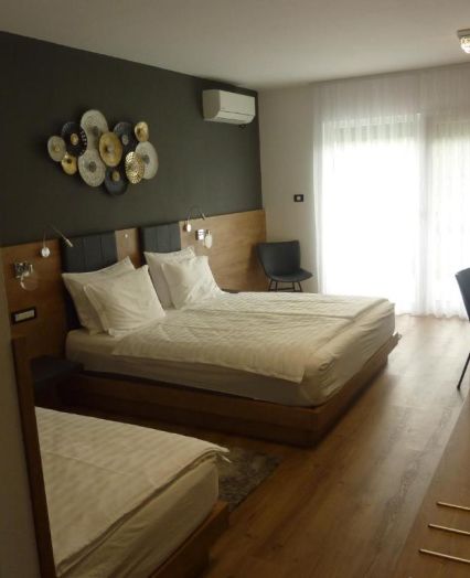 Rent a room in Postojna