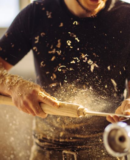 Zuverlässiges Sägen und Hobeln von Holz Österreich