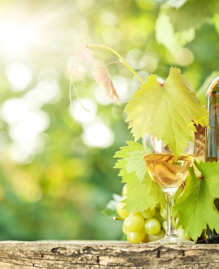 Sale of white blend wines