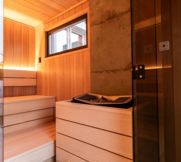 Romantische Auszeit in unserer Unterkunft mit Pool