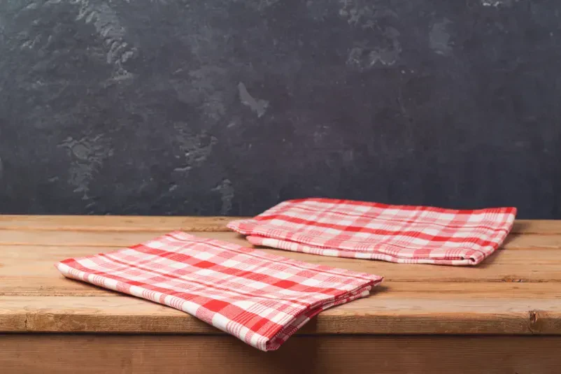Affordable home decor and household products in Slovenia