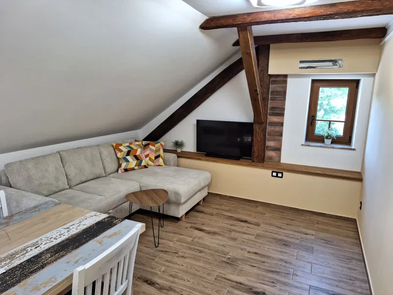 Luxury Accommodation with a Pool in Pomurje