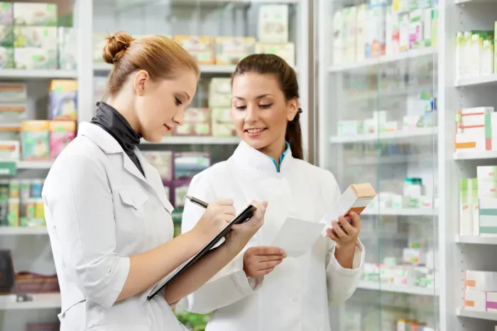 Beratung, Service und moderne Pharmazie ergänzen sich ideal