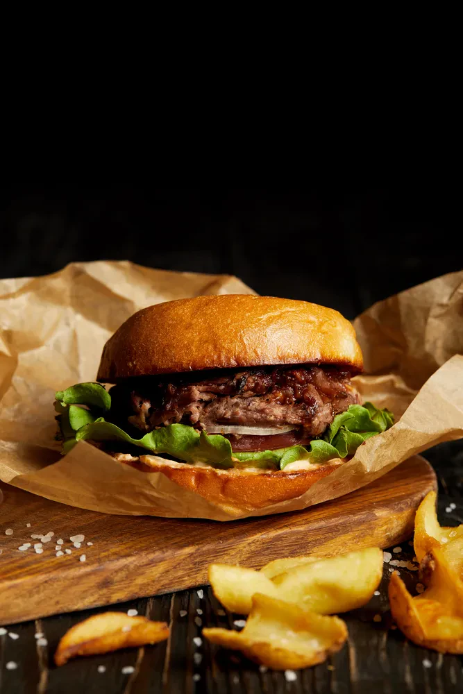 We have delicious and good burgers prepared for you on the Slovenian coast