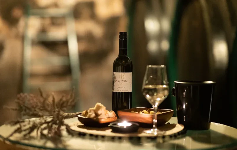Hausgemachter Wein und Sekt für Österreich und Deutschland