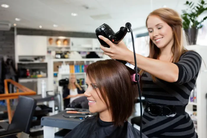 Friseursalons schenken Stil, Persönlichkeit und neues Selbstbewusstsein