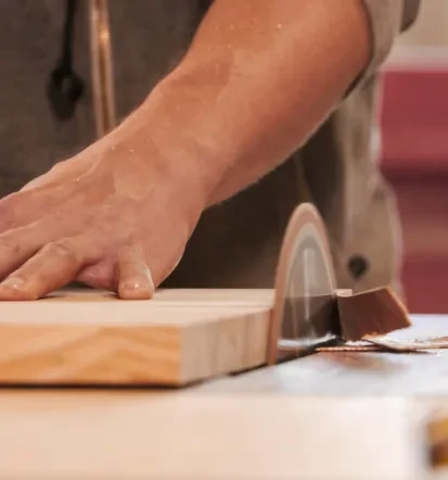 Maschinen für die Holzindustrie