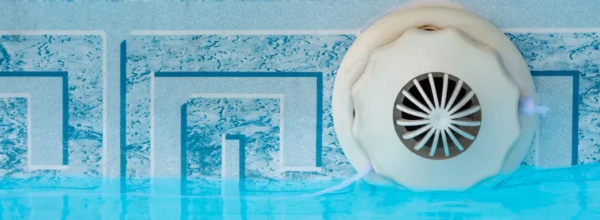 Schwimmbadausrüstung, Roboter-Poolreiniger und Poolbau, Slowenien
