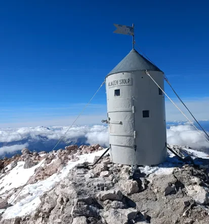 Mountain guide