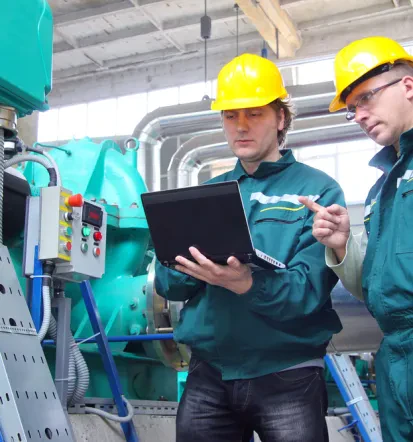Montage von Industrieelektronik