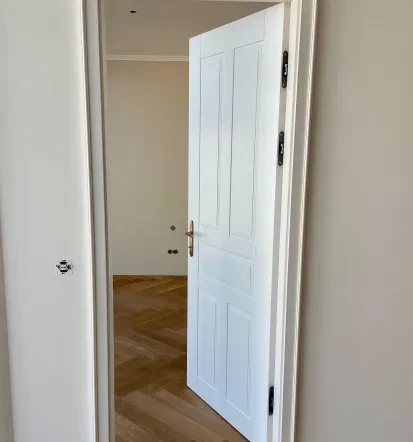 Lieferung und Montage von Innentüren
