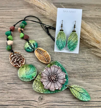 Handgefertigter Schmuck