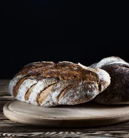 Hausgemachtes Brot aus dem Steinofen