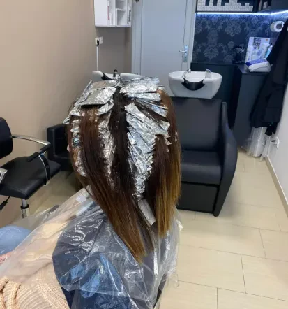 Haarverlängerung und Haarverdichtung in Maribor