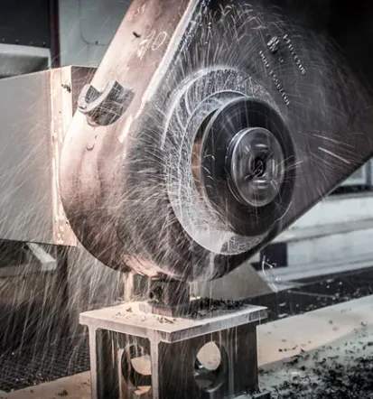 Professionelle Herstellung von Bauteilen aus Feinkornstahl Europa