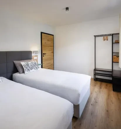 Double bed room