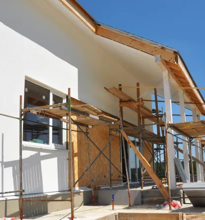 Schlüsselfertiger Fassadenbau und -sanierung