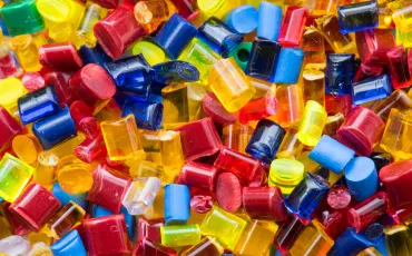 Moderne Kunststoff- und Gummiprodukte in Industrie und Alltag